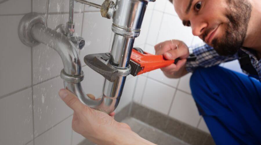 Professional same day plumber services in Watford City, ND
